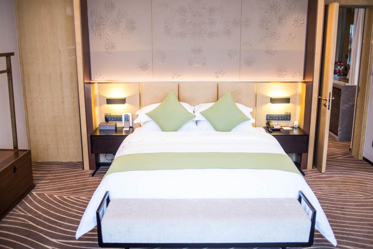 Leshan Ramada Hotel Экстерьер фото