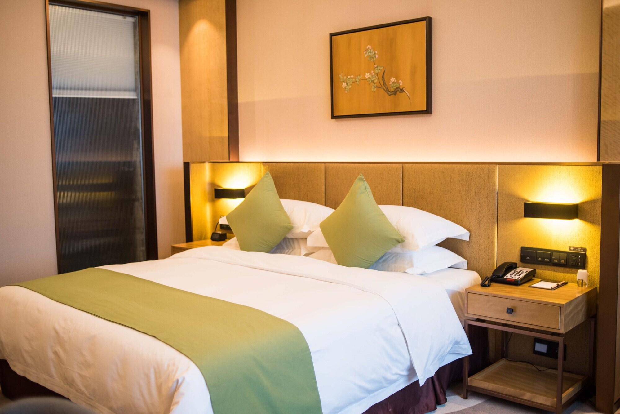 Leshan Ramada Hotel Экстерьер фото